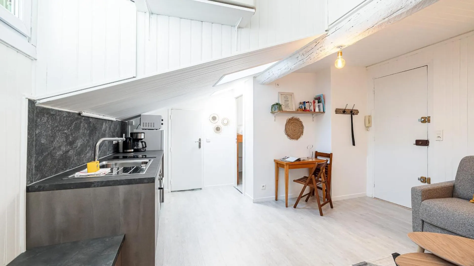 Quiet 1 Bdr At Nice Port Apartamento